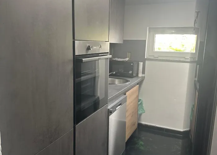 Apartman Lena *