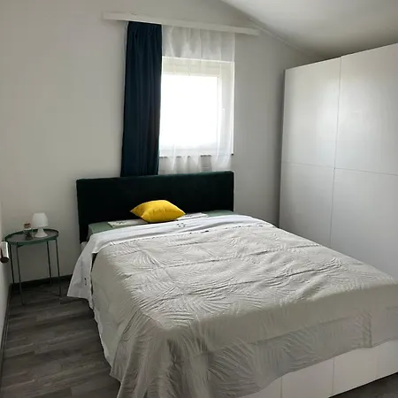 Lena Apartment *